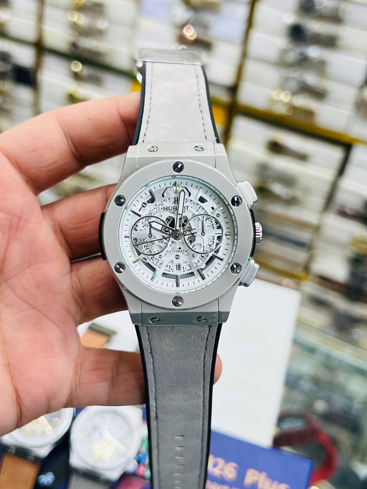 Hublot Watch in Premium Quality Available For Mens